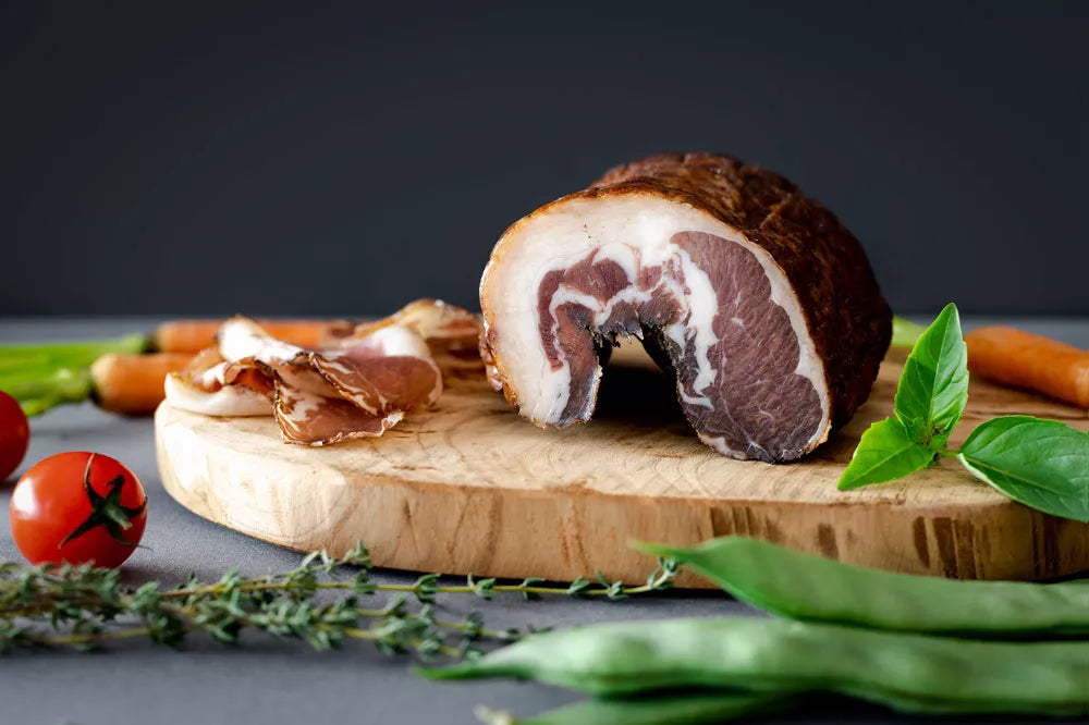 pancetta aufbewahren Frisch geschnittener Halal-Rinderspeck